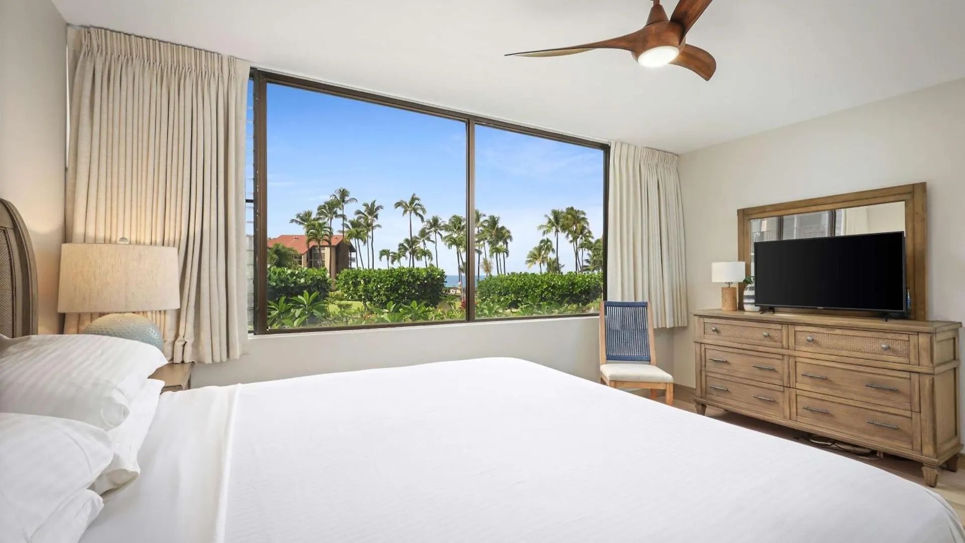 Aston At Papakea Resort Lahaina 3*,